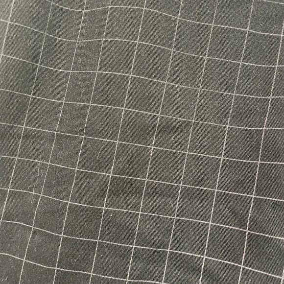 Urban Basics Black & White Grid Pattern Classic Flat  Front Shorts - 32 - Picture 2 of 8